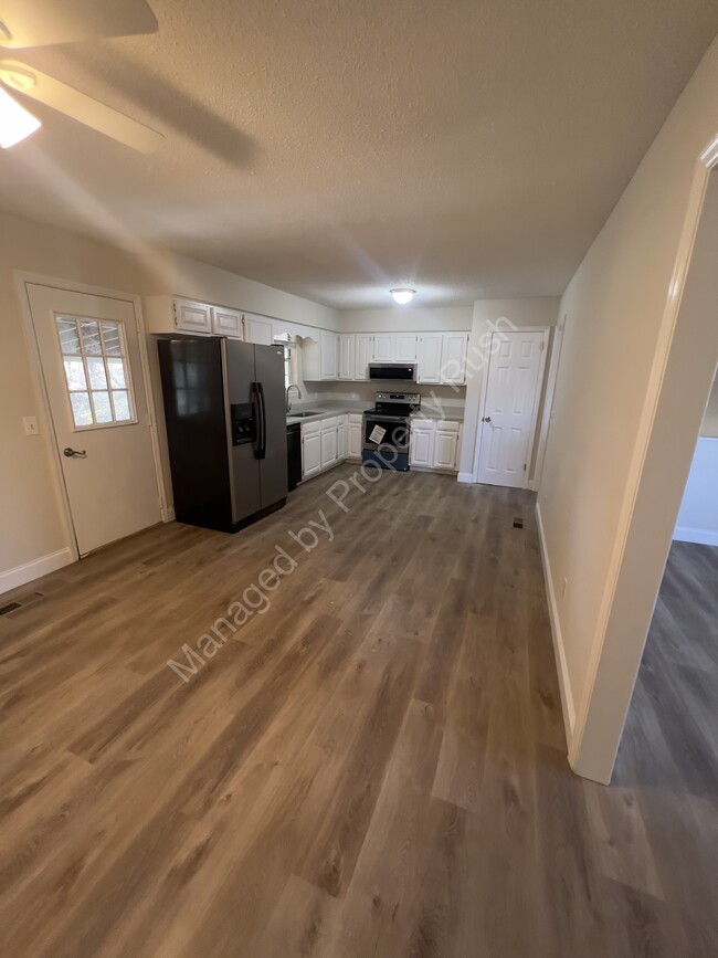 Building Photo - 278 Bluff View Cir
