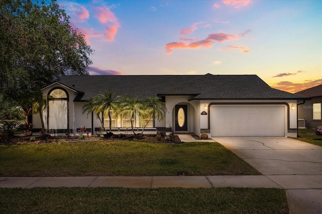 Foto principal - 800 Potomac Dr