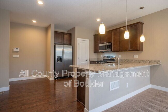 Foto del edificio - 779 Robert St