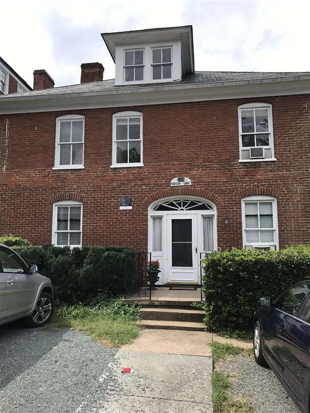 165 Madison Ln Unit a, Charlottesville, VA 22903 Apartment for Rent