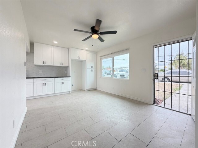 Foto del edificio - 3820 W Valencia Dr