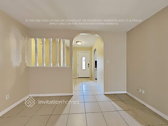 Foto del edificio - 1445 Guinevere Dr