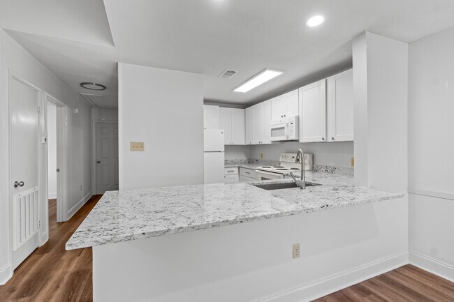 Foto del edificio - 11011 Cal Rd