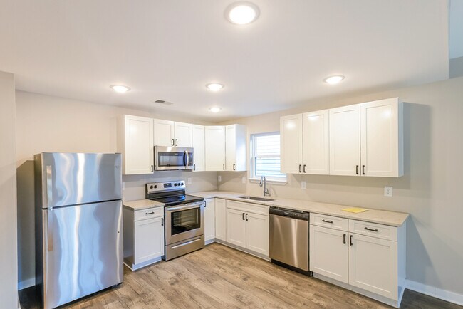 Foto del edificio - 90 Willowridge Lane