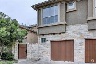Building Photo - 3406 Menchaca Rd