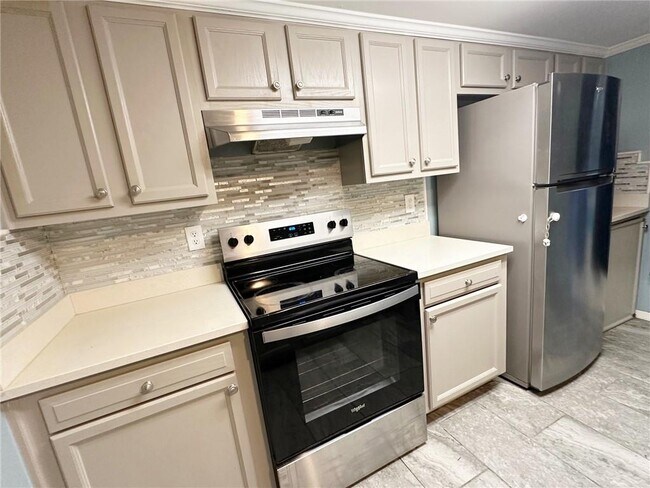 Foto del edificio - 4017 Cottage Hill Rd