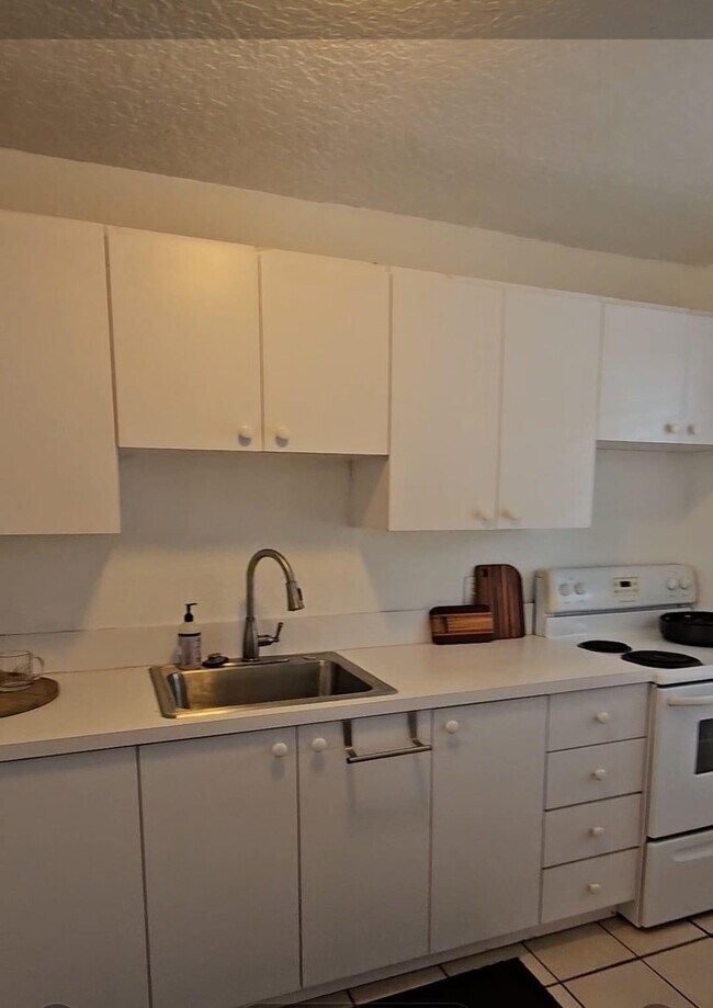 Foto del edificio - 1021 SE Monterey Rd