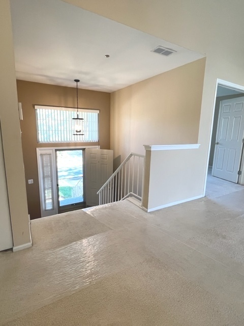 Building Photo - 1602 Columbia Cir