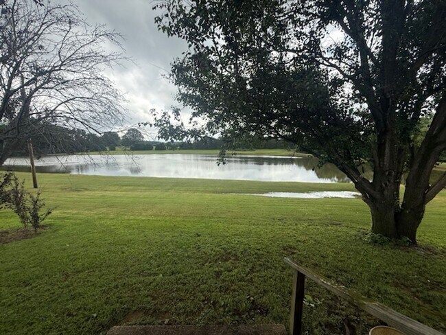 Foto del edificio - 3 bedroom, 1 bath in New Albany