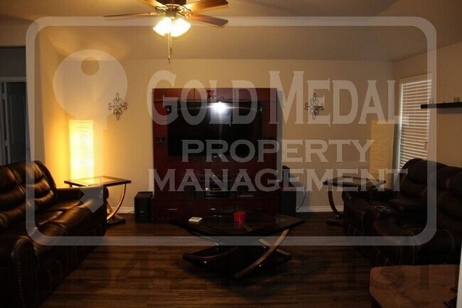 Foto del edificio - 7002 Charles Goodnight Ave, Killeen