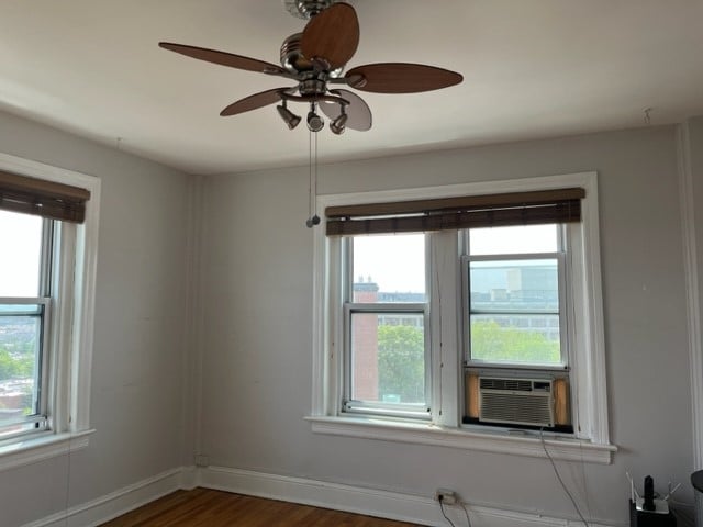 Photo - 1954 Columbia Rd NW (Washington, DC) Apartment