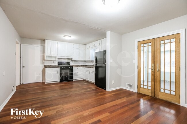 Foto del edificio - 10508 East 33rd Terrace S