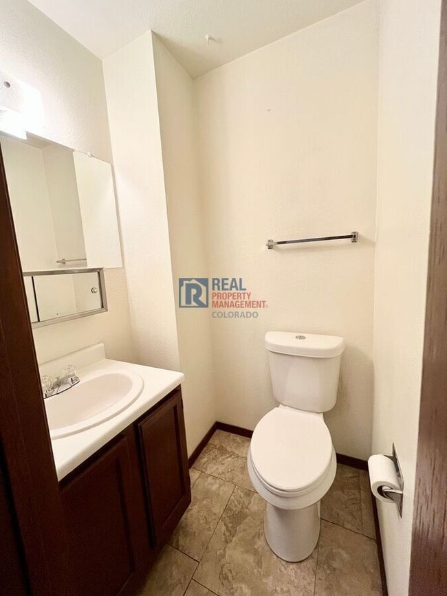 Building Photo - 3053 Starlight Cir