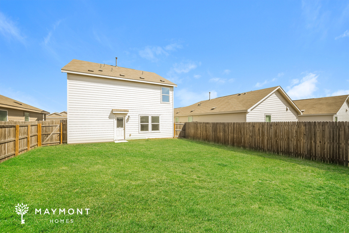 Building Photo - Charming 4-Bedroom Home with Red Door