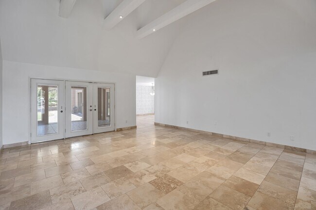 Foto del edificio - Biltmore Colony Four Golf Course Unit now ...