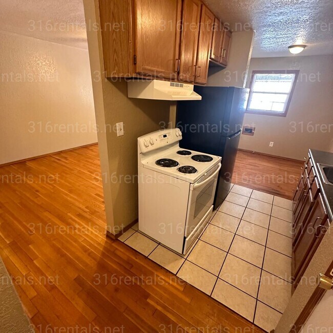 Foto del edificio - $550-  1 bedroom / 1 bathroom - Apartment
