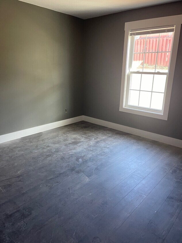 Building Photo - 303 Camptown Rd