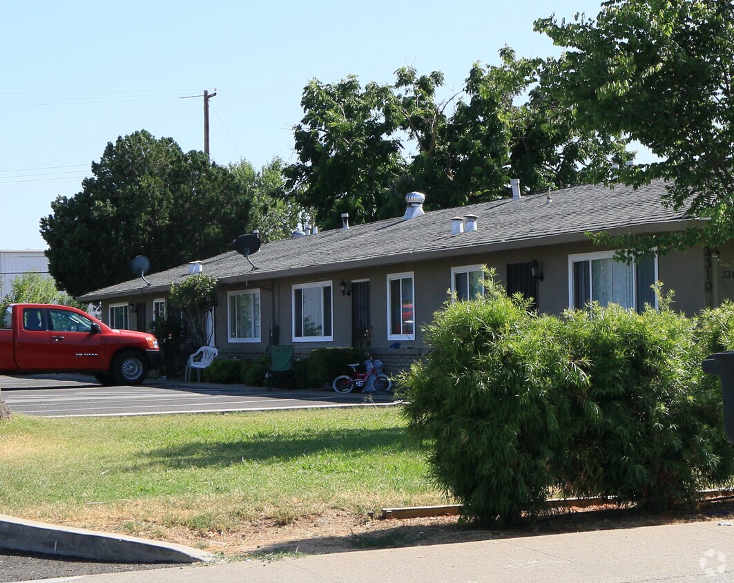 Primary Photo - 3310 38th Ave