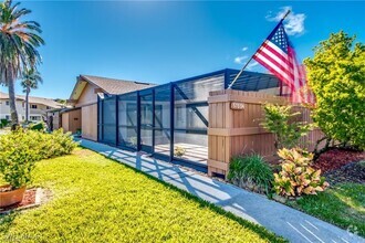 Building Photo - 5703 Foxlake Dr