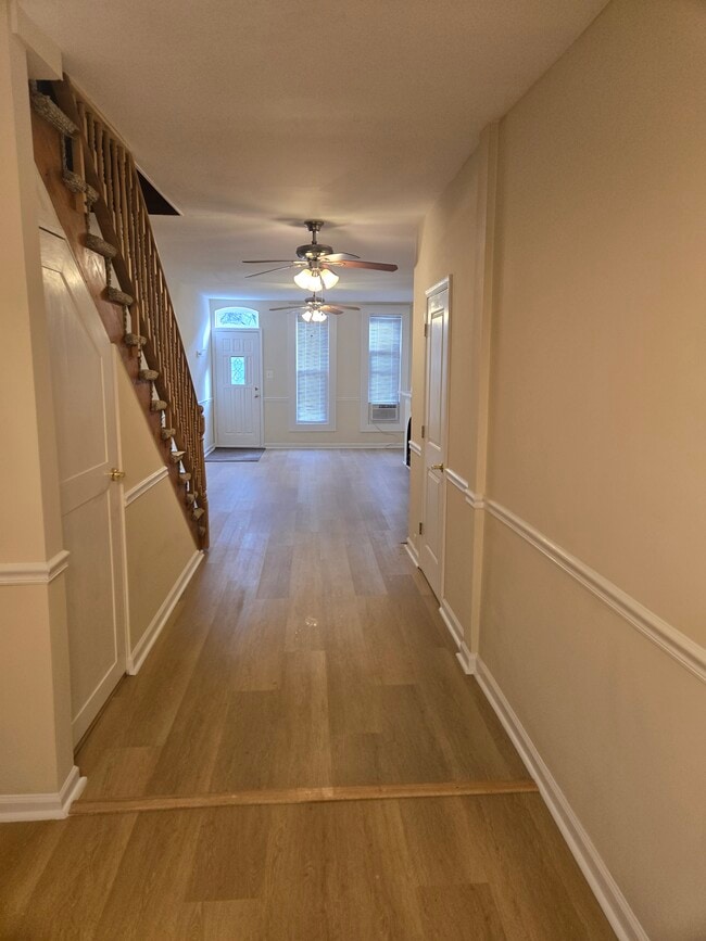 Foto del edificio - 842 Washington Blvd