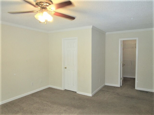 Building Photo - 92 Nanette Drive