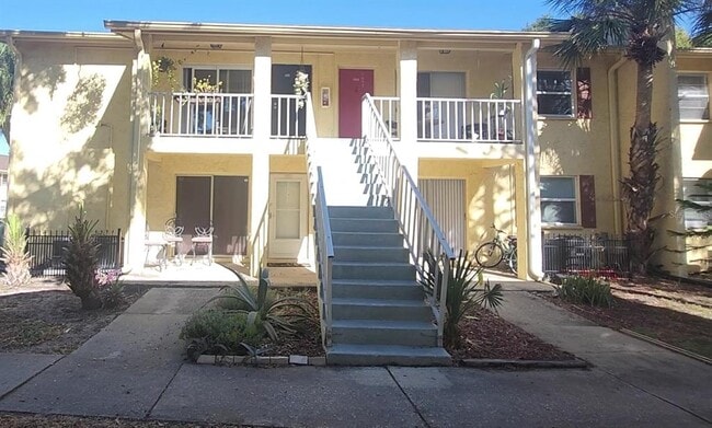 Building Photo - 7519 Dolonita Dr