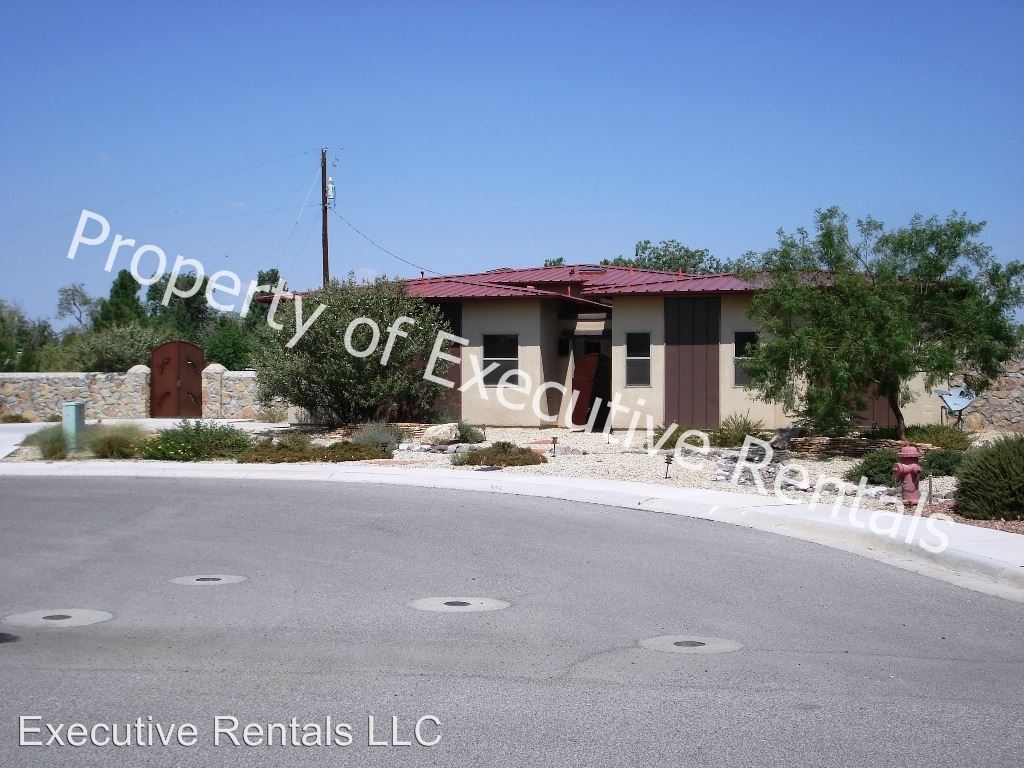 Primary Photo - 1682 Santanova Arc