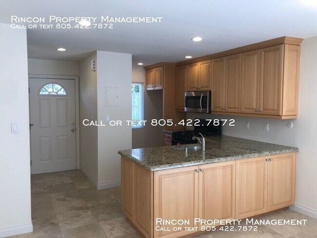 Building Photo - *Ventura Keys* 2 Bedrooms/1.5 Baths