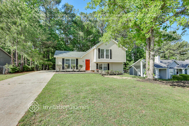 Foto del edificio - 2413 Leslie Brook Dr