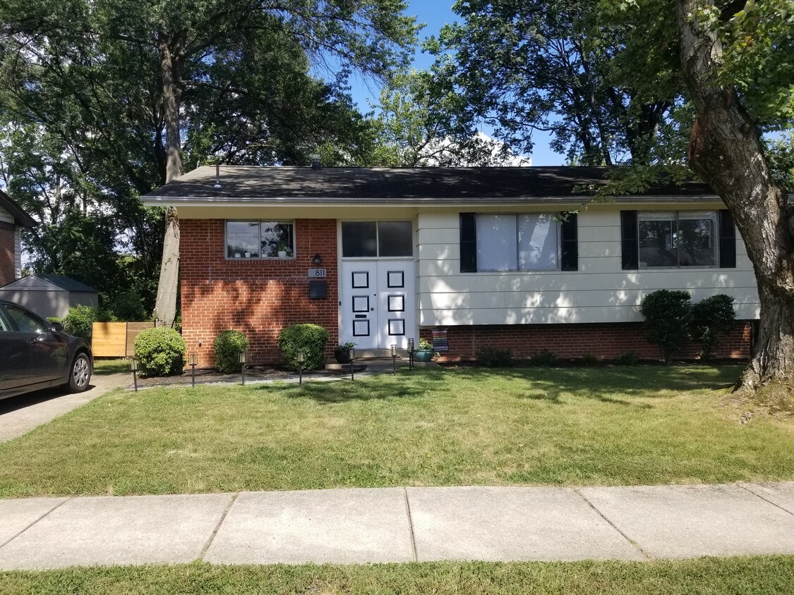 Front of house - 811 Whittington Ter