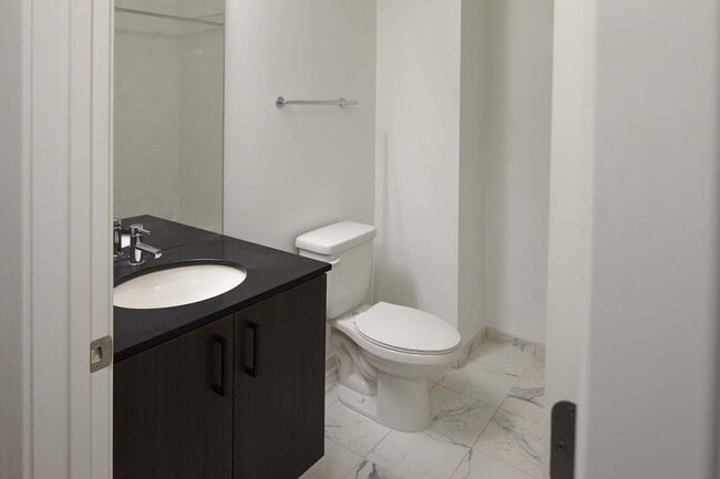 Interior Photo - Ambassador