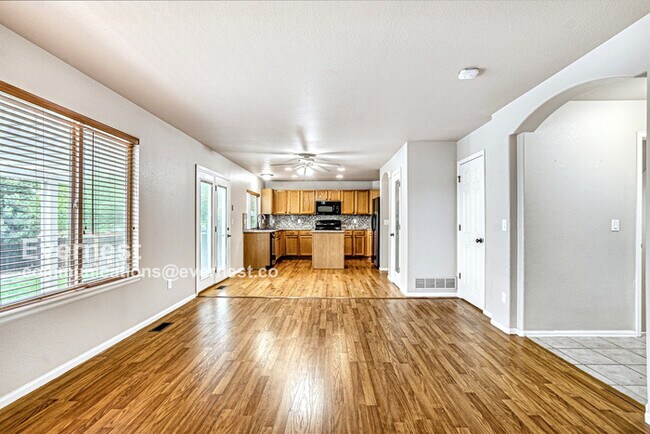 Building Photo - 13087 Race Ct
