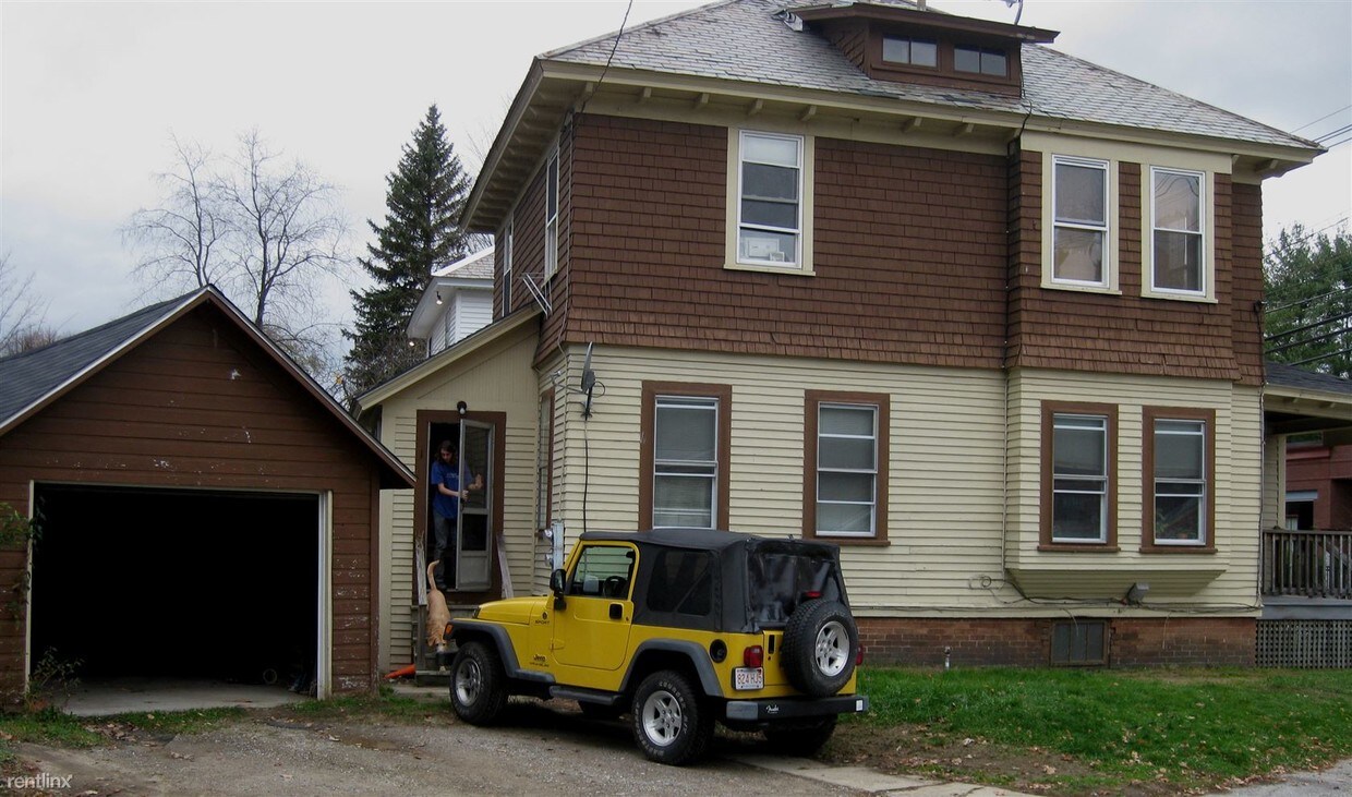 361 Marlboro St, Keene, NH 03431 Condo for Rent in Keene, NH