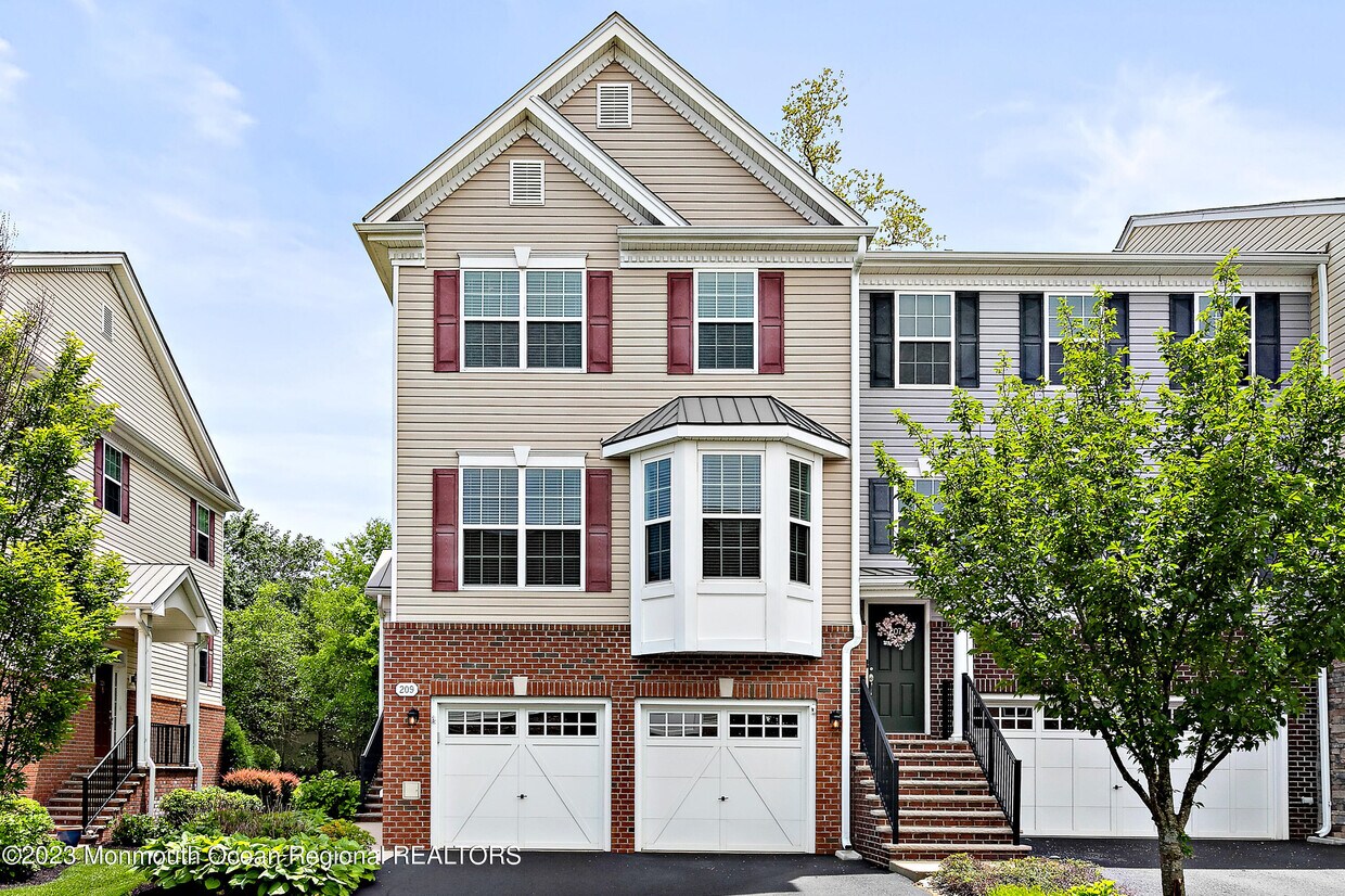 Foto principal - 209 Yale Blvd