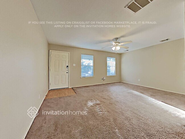 Foto del edificio - 17330 Wigeon Way Dr