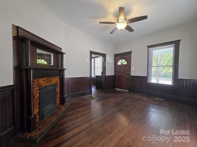 Foto del edificio - 904 S Salisbury Ave