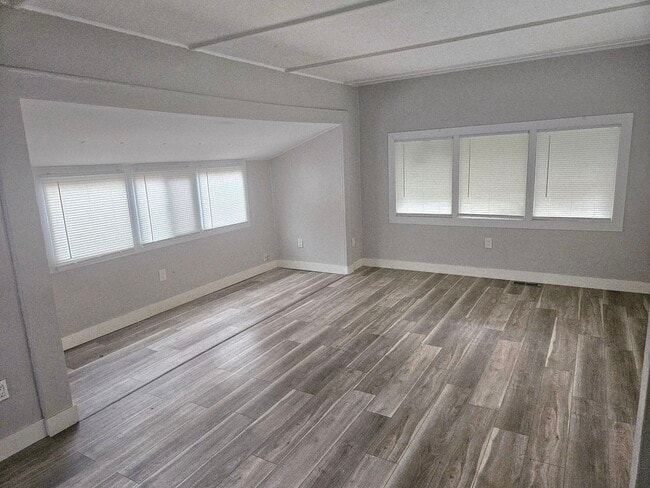 Foto del edificio - 79 Driftwood St