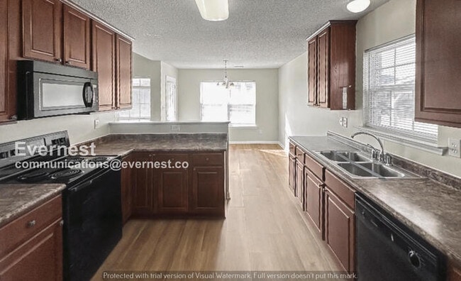 Building Photo - 2513 Slate Dr SW