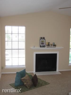 Foto del edificio - 700 Dunson Glen Dr