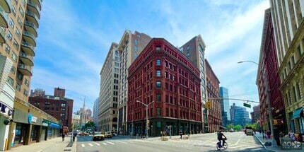 Building Photo - 1 Astor Pl