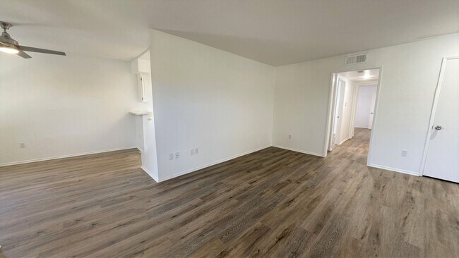 Building Photo - 5300 Kester Ave