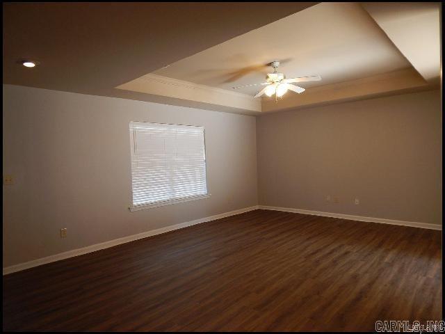Building Photo - 521 Wisteria Dr