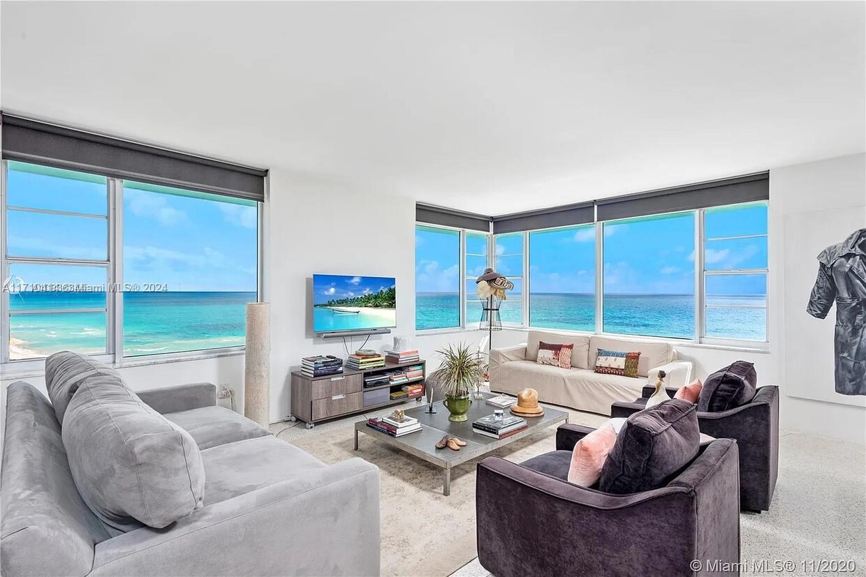 Foto principal - 5255 Collins Ave