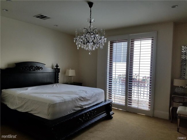 Foto del edificio - 140 S Oakhurst Dr