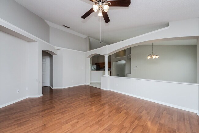 Building Photo - 2511 Shelby Cir