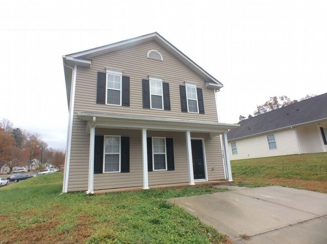 Building Photo - 2105 Lauren Elizabeth Ct