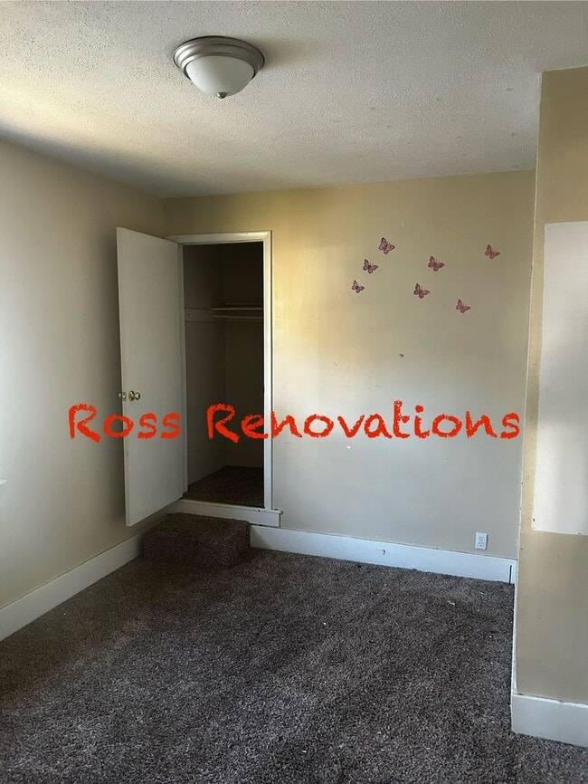 Foto del edificio - Close to Schools and Shopping