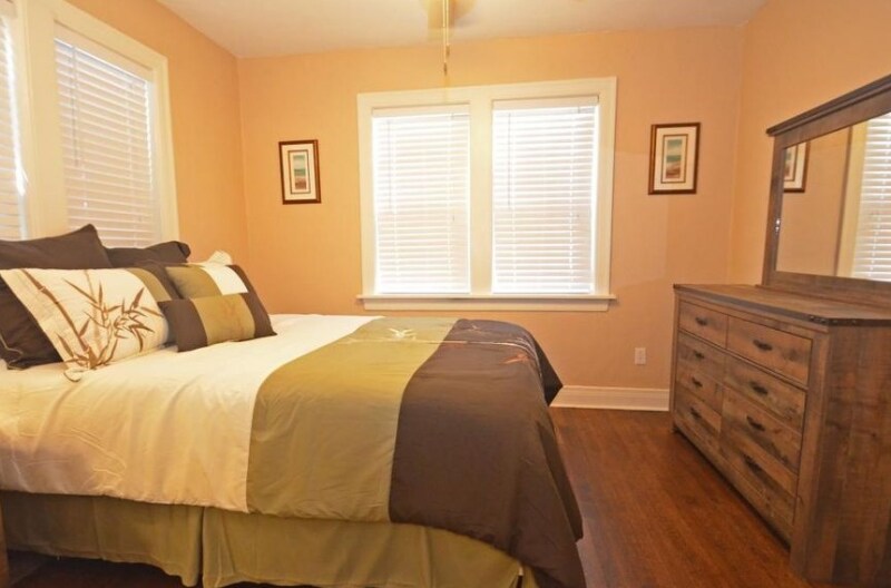 Foto principal - 1714 N Indiana Ave