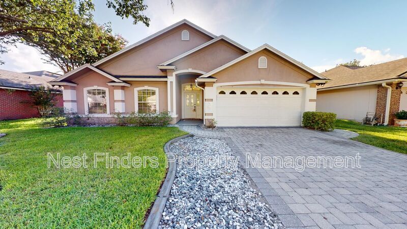 Primary Photo - 4520 Deep River Way E