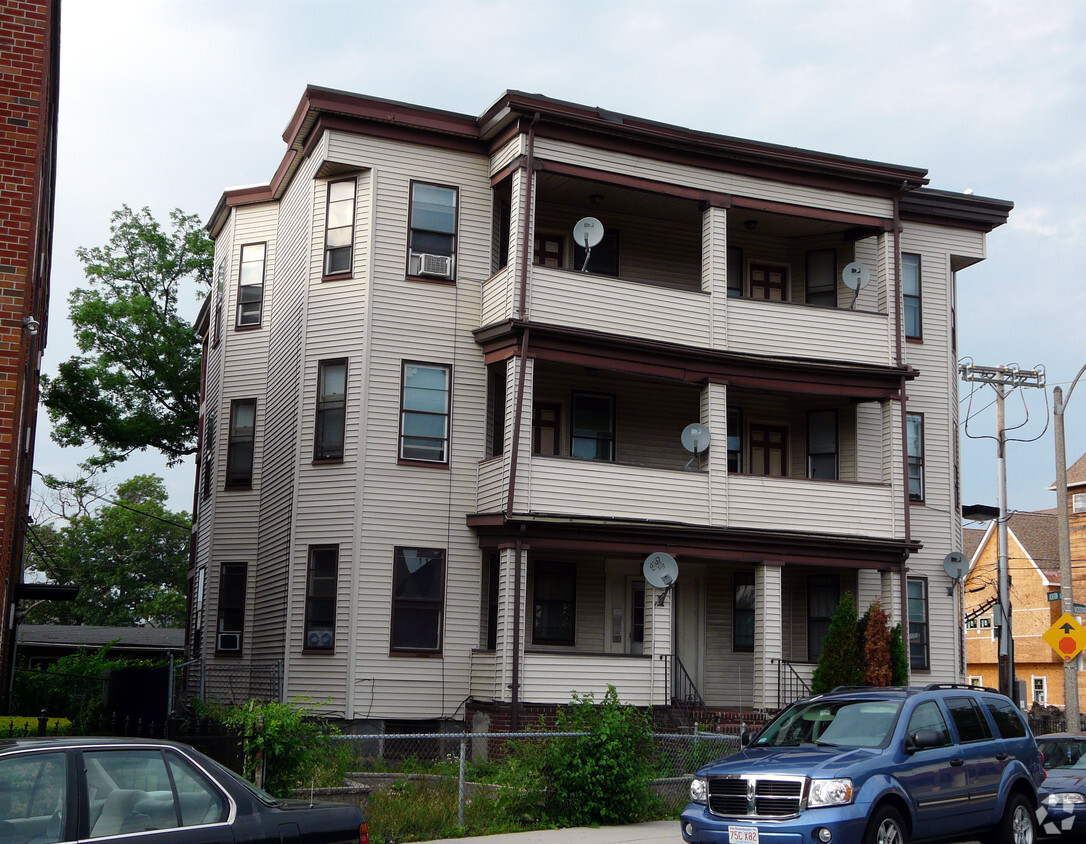 Building Photo - 241-243 Woodrow Ave